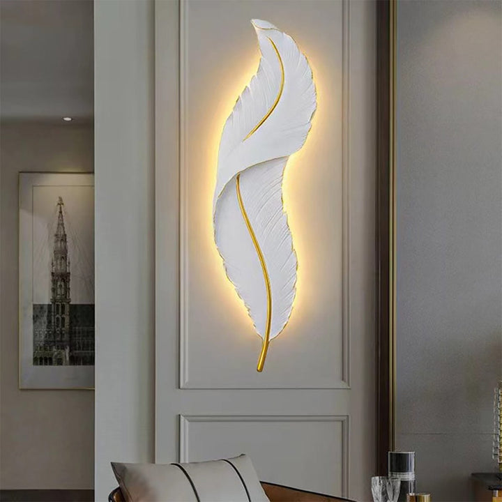 Feather wall lamp